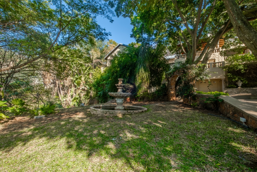 5 Bedroom Property for Sale in Waterkloof Ridge Gauteng