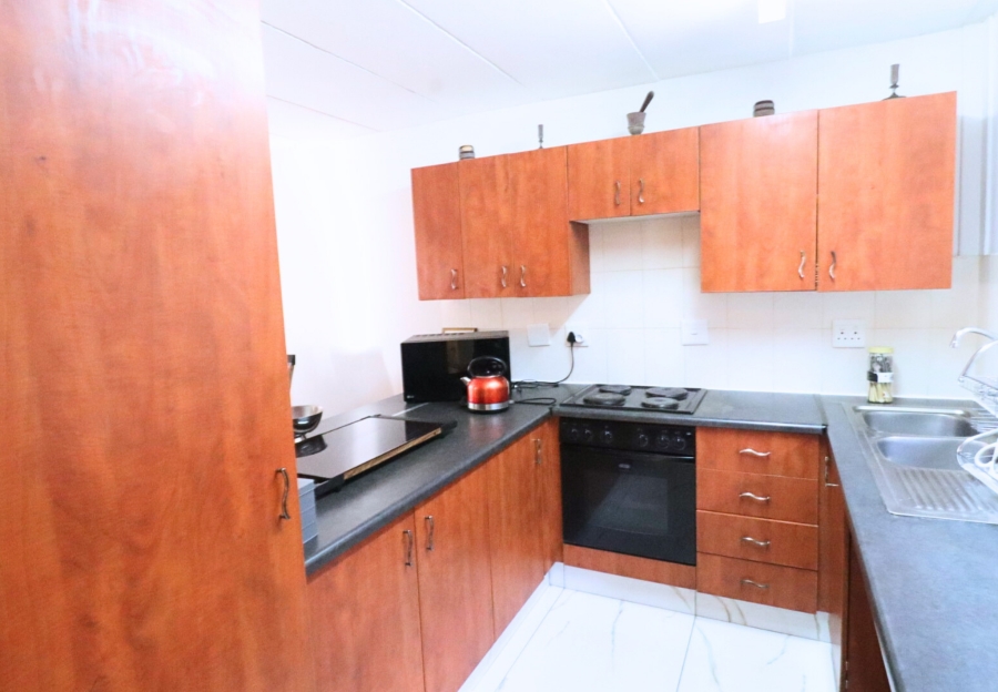 3 Bedroom Property for Sale in Annlin Gauteng