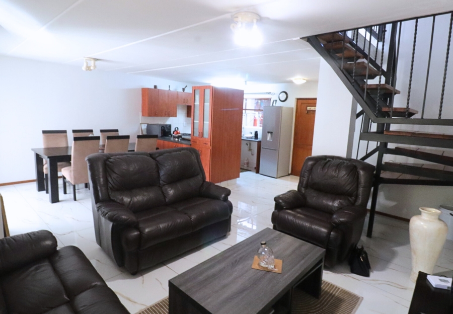 3 Bedroom Property for Sale in Annlin Gauteng