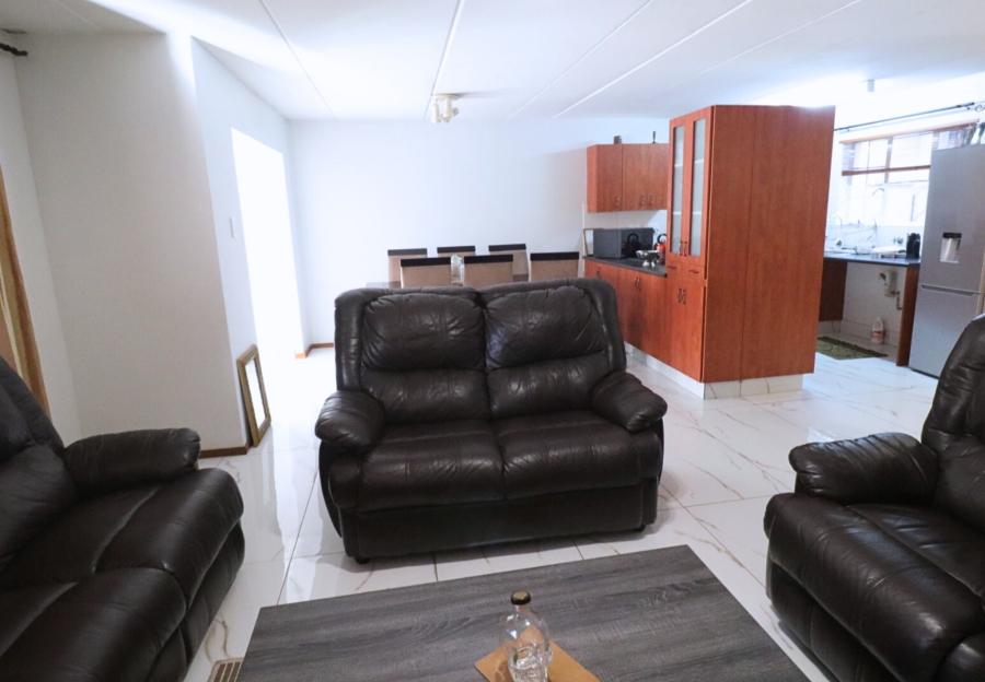 3 Bedroom Property for Sale in Annlin Gauteng