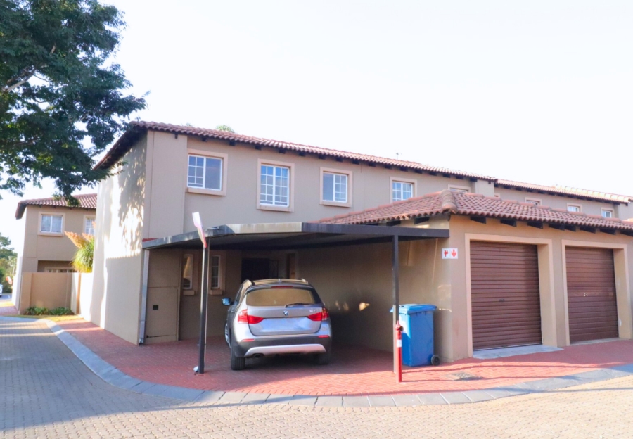 3 Bedroom Property for Sale in Annlin Gauteng