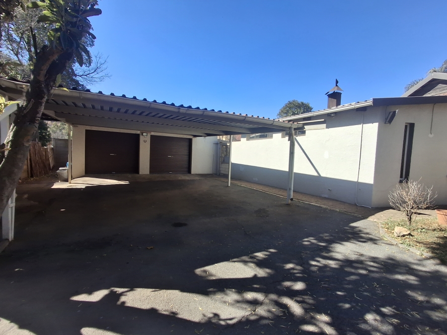 To Let 3 Bedroom Property for Rent in Croydon Gauteng