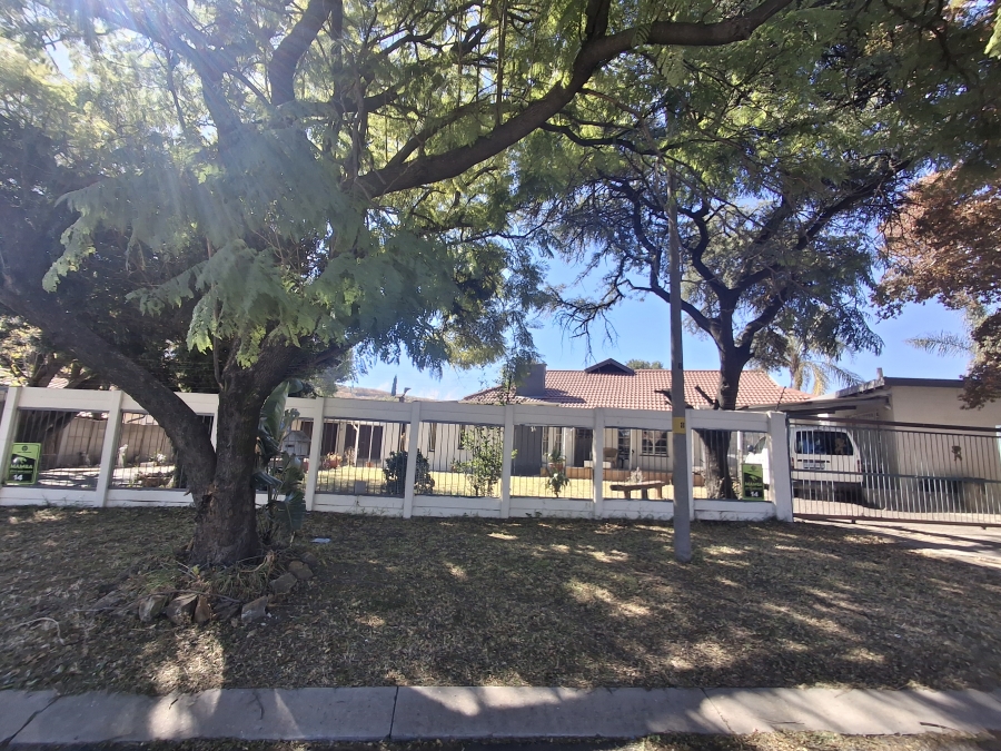 To Let 3 Bedroom Property for Rent in Croydon Gauteng