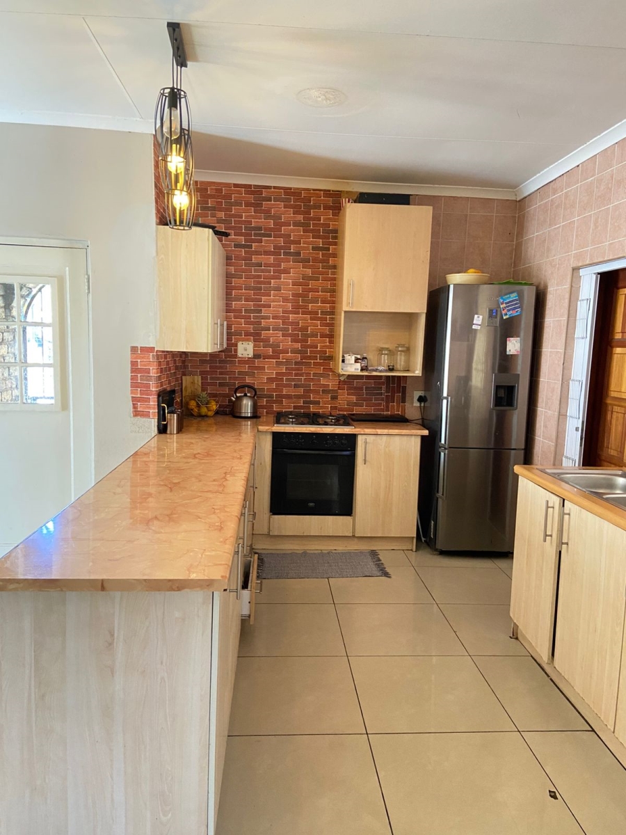 To Let 3 Bedroom Property for Rent in The Reeds Gauteng