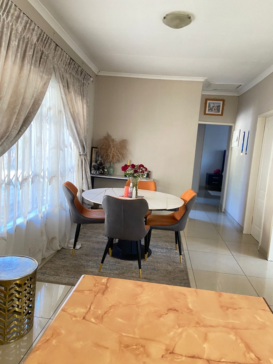 To Let 3 Bedroom Property for Rent in The Reeds Gauteng