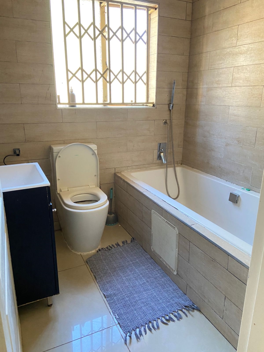 To Let 3 Bedroom Property for Rent in The Reeds Gauteng