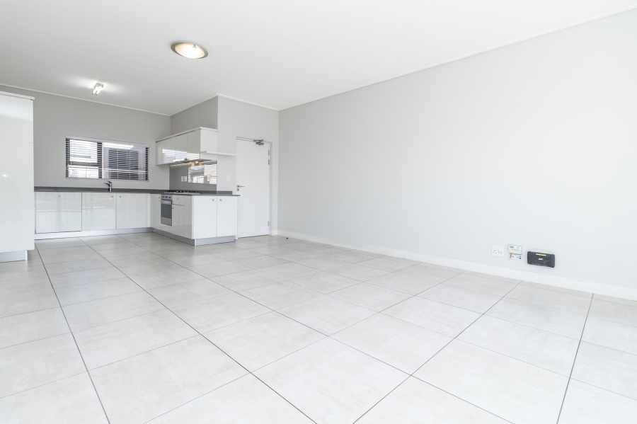 To Let 3 Bedroom Property for Rent in The Polofields Gauteng