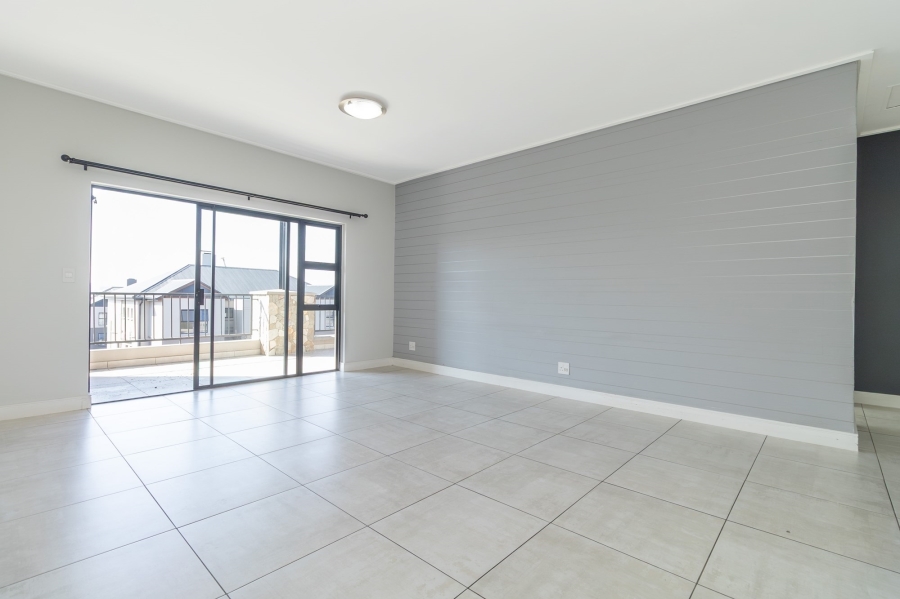 To Let 3 Bedroom Property for Rent in The Polofields Gauteng