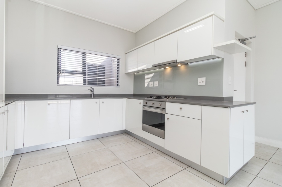 To Let 3 Bedroom Property for Rent in The Polofields Gauteng