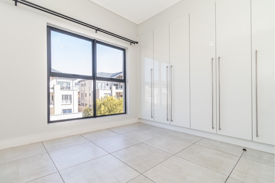 To Let 3 Bedroom Property for Rent in The Polofields Gauteng