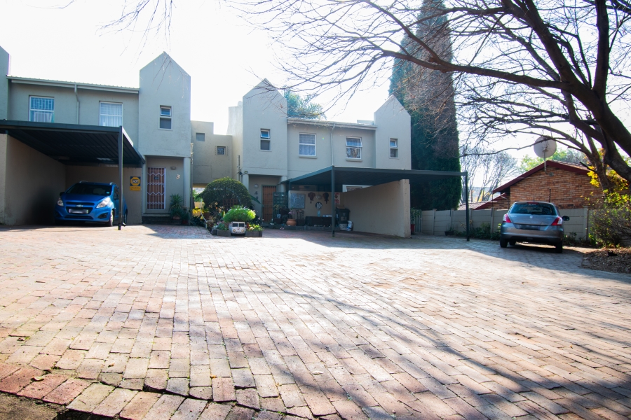 3 Bedroom Property for Sale in Westdene Gauteng