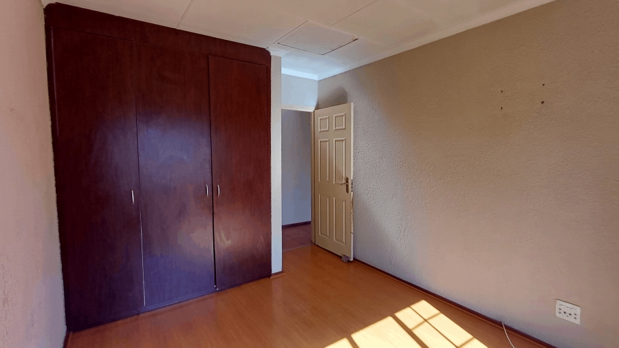 To Let 3 Bedroom Property for Rent in Glen Marais Gauteng
