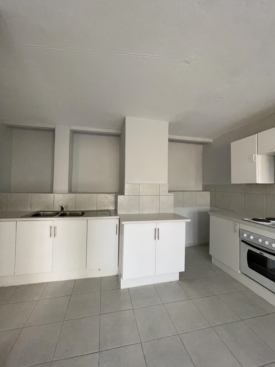 To Let 1 Bedroom Property for Rent in Clubview Gauteng