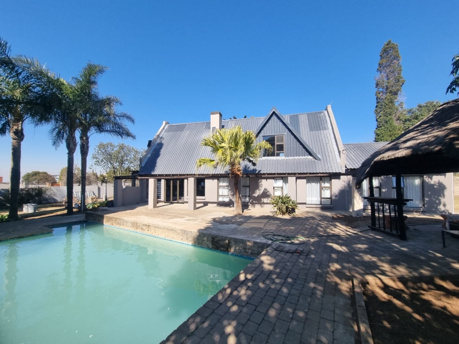 5 Bedroom Property for Sale in Rynfield Gauteng