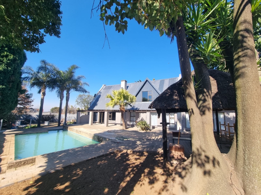 5 Bedroom Property for Sale in Rynfield Gauteng