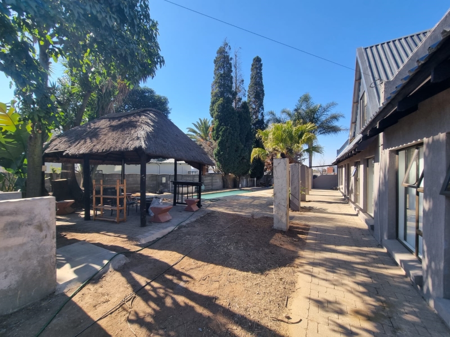 5 Bedroom Property for Sale in Rynfield Gauteng