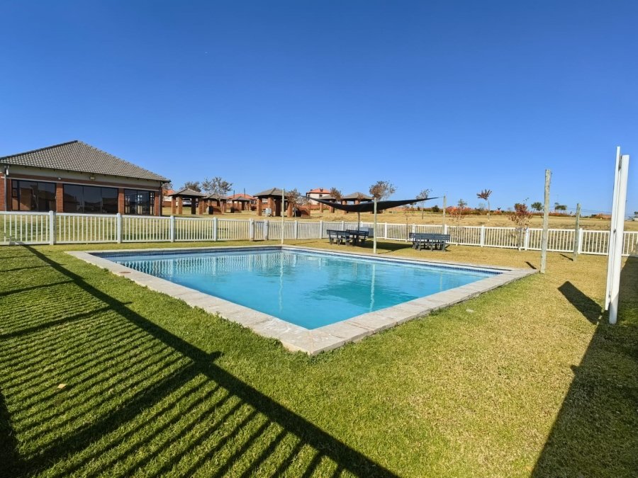 2 Bedroom Property for Sale in The Reeds Gauteng