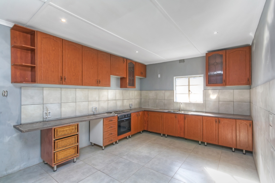 3 Bedroom Property for Sale in Bezuidenhout Valley Gauteng