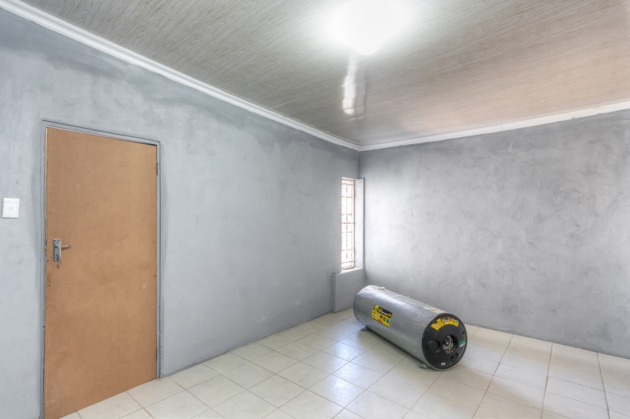 3 Bedroom Property for Sale in Bezuidenhout Valley Gauteng