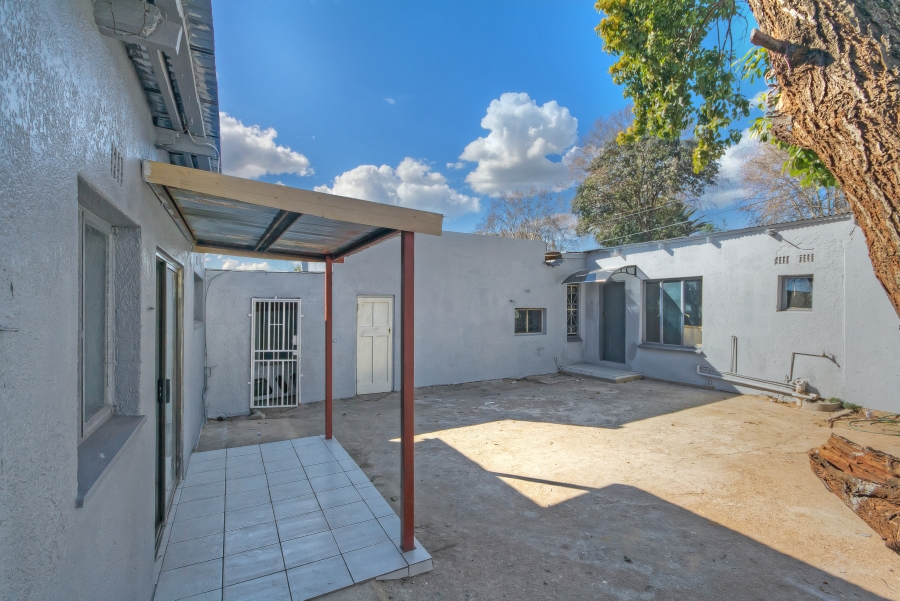 3 Bedroom Property for Sale in Bezuidenhout Valley Gauteng