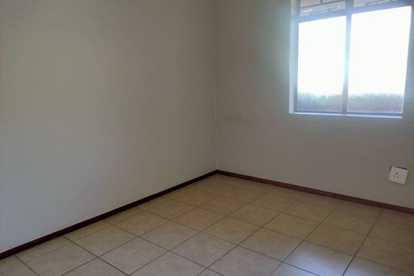 To Let 2 Bedroom Property for Rent in Noordwyk Gauteng
