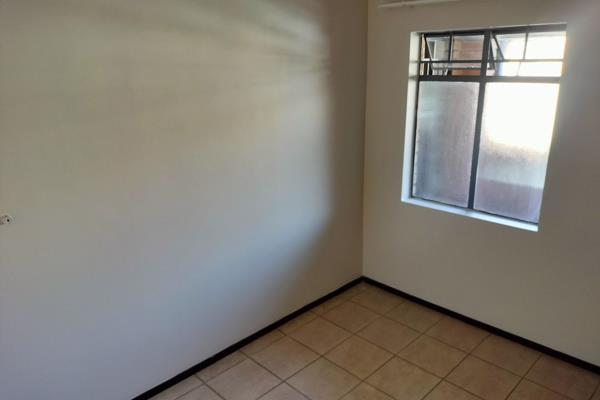 To Let 2 Bedroom Property for Rent in Noordwyk Gauteng
