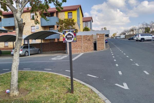 To Let 2 Bedroom Property for Rent in Noordwyk Gauteng