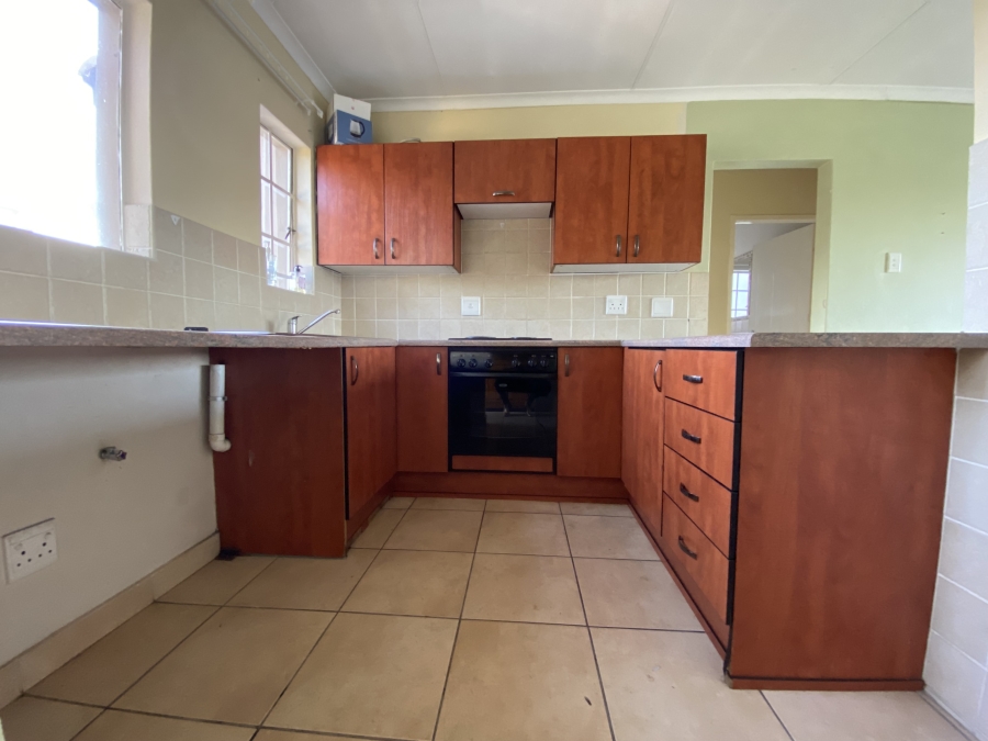 2 Bedroom Property for Sale in Meredale Gauteng