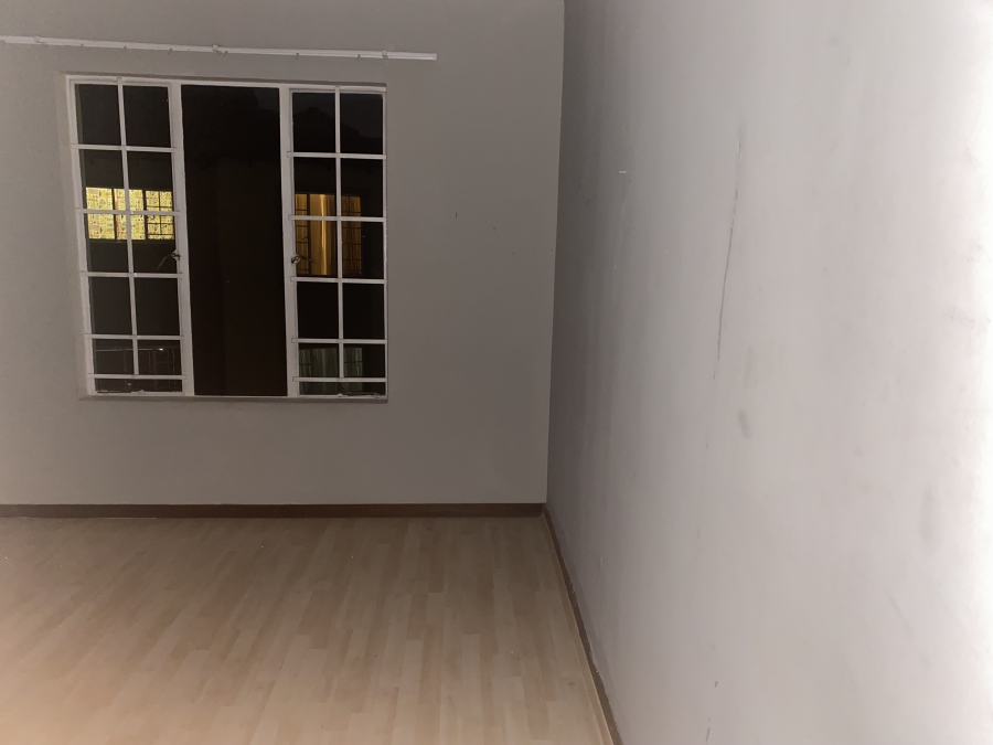 2 Bedroom Property for Sale in Meredale Gauteng