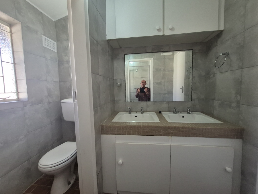 To Let 3 Bedroom Property for Rent in Elardus Park Gauteng