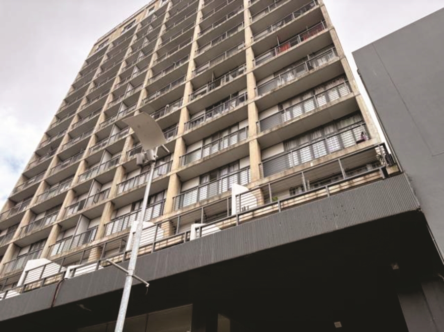 1 Bedroom Property for Sale in Braamfontein Gauteng