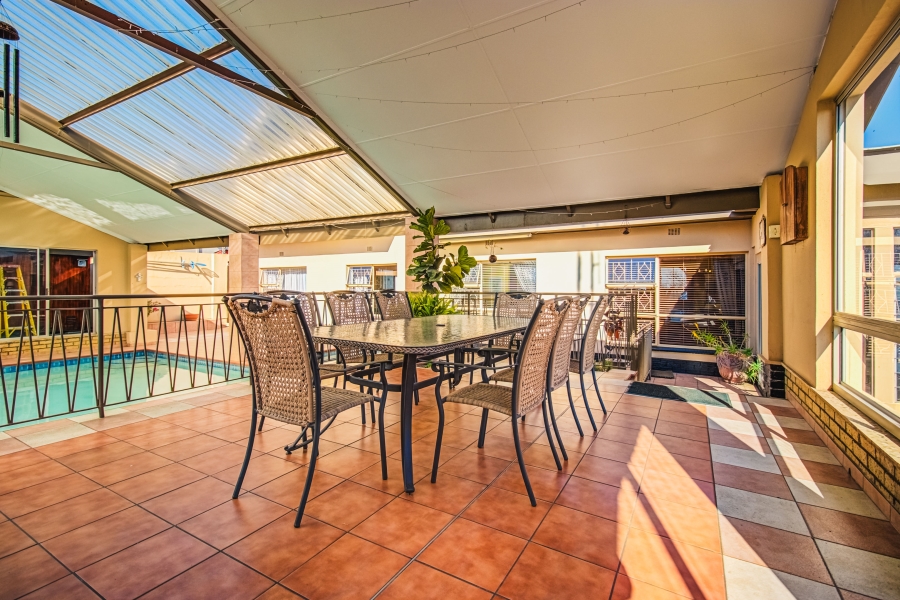 5 Bedroom Property for Sale in Sunnyridge Gauteng