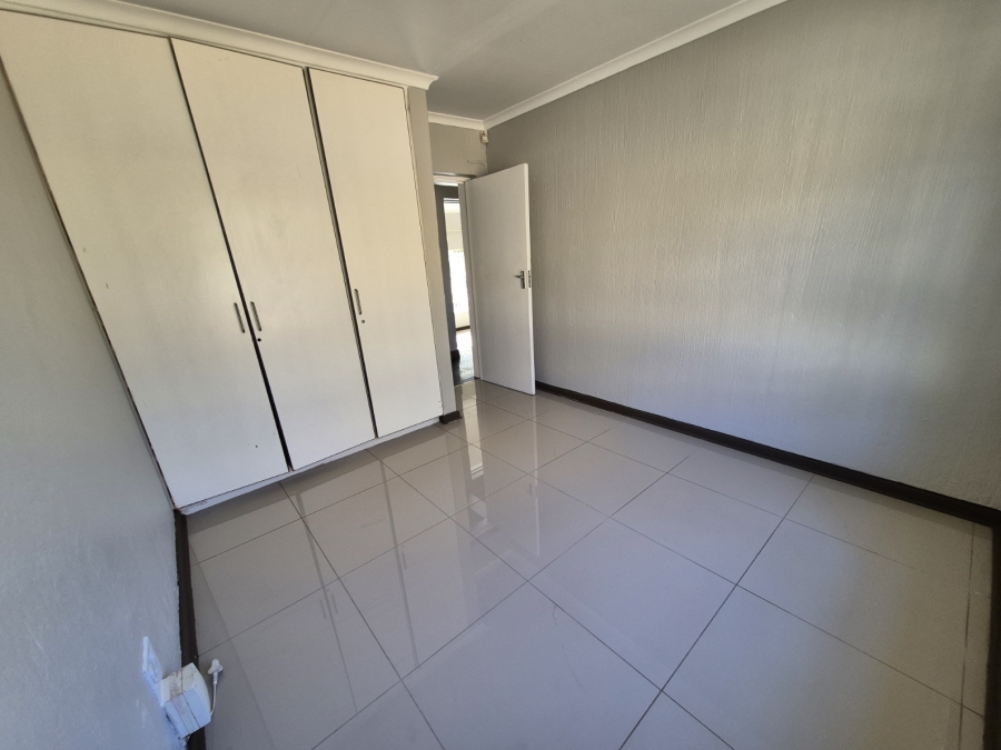 To Let 3 Bedroom Property for Rent in Kyalami Hills Gauteng