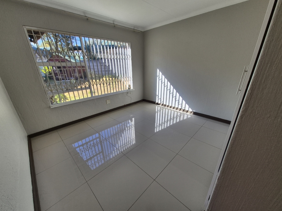 To Let 3 Bedroom Property for Rent in Kyalami Hills Gauteng