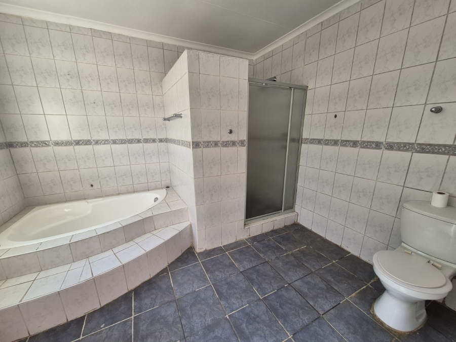 To Let 3 Bedroom Property for Rent in Kyalami Hills Gauteng