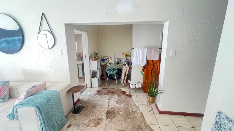 To Let 2 Bedroom Property for Rent in Buccleuch Gauteng