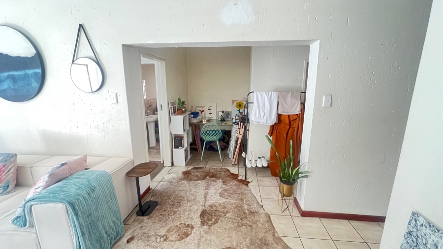 To Let 2 Bedroom Property for Rent in Buccleuch Gauteng