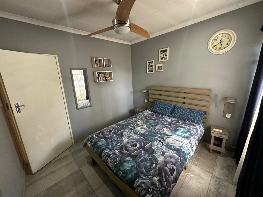 3 Bedroom Property for Sale in Kirkney Gauteng