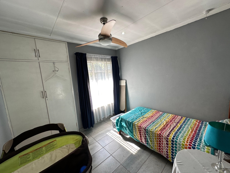 3 Bedroom Property for Sale in Kirkney Gauteng