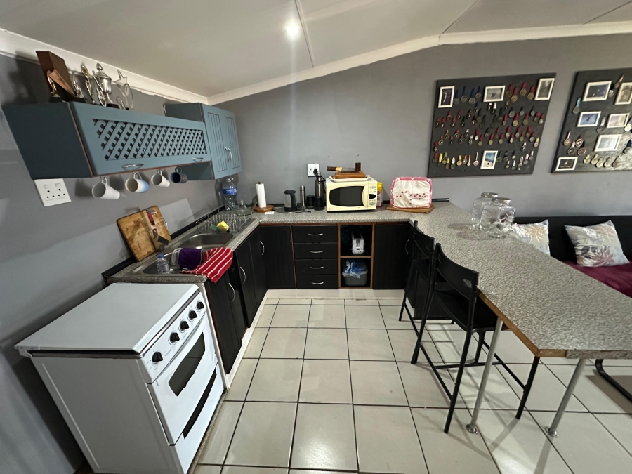 3 Bedroom Property for Sale in Kirkney Gauteng
