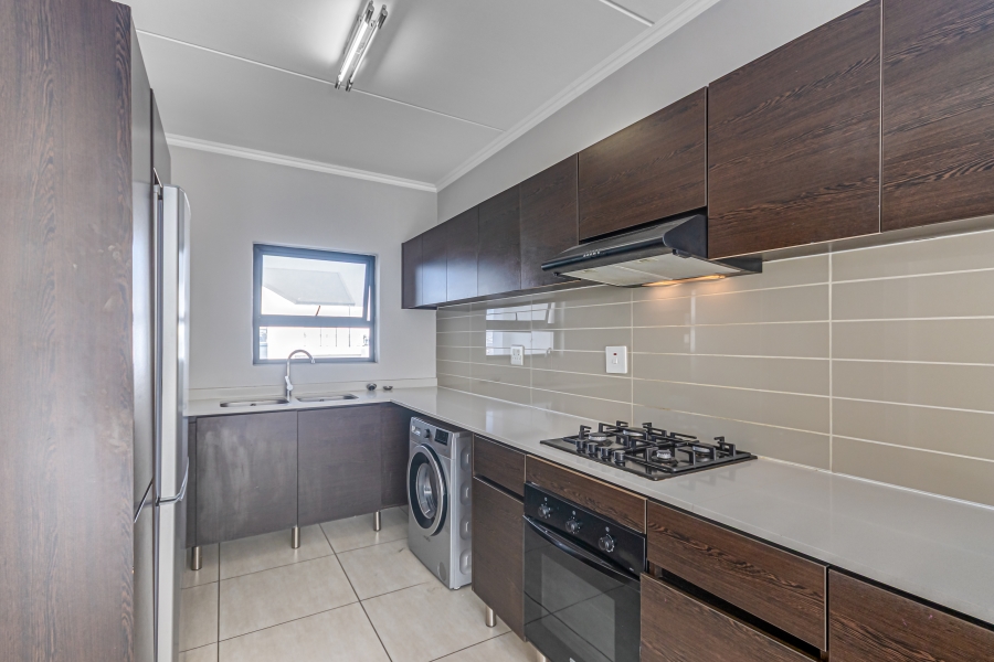 To Let 2 Bedroom Property for Rent in Greenstone Hill Gauteng