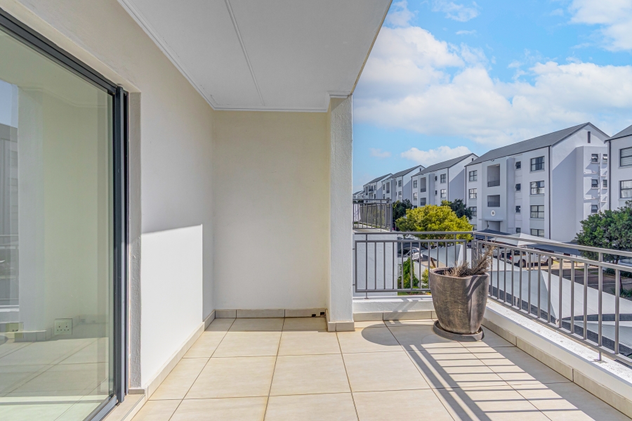 To Let 2 Bedroom Property for Rent in Greenstone Hill Gauteng
