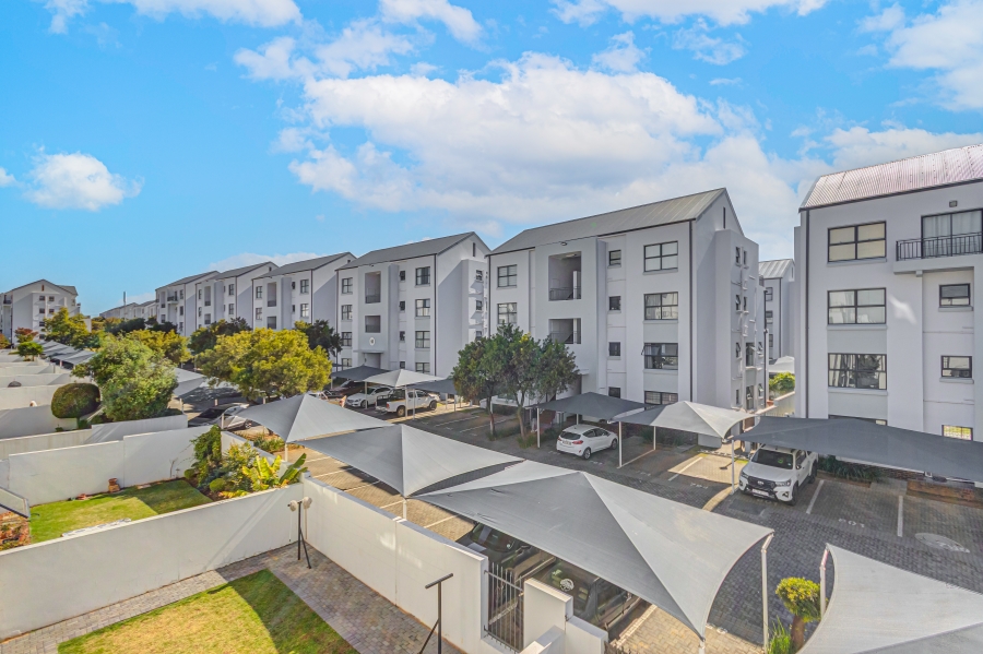 To Let 2 Bedroom Property for Rent in Greenstone Hill Gauteng