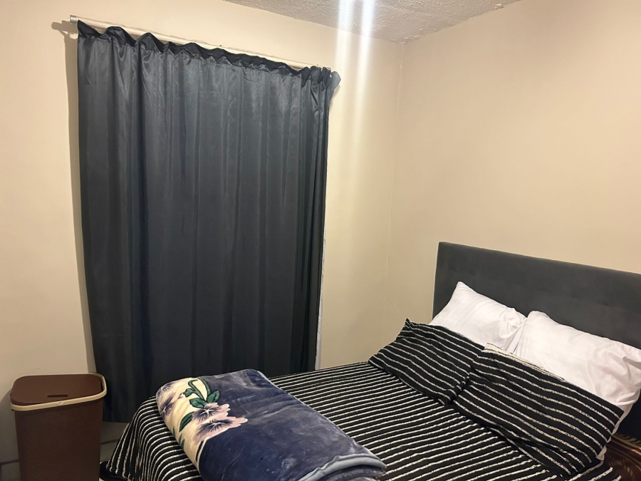To Let 2 Bedroom Property for Rent in Buccleuch Gauteng