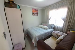 2 Bedroom Property for Sale in Windmill Park Gauteng