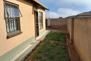 2 Bedroom Property for Sale in Windmill Park Gauteng