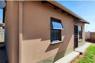2 Bedroom Property for Sale in Windmill Park Gauteng