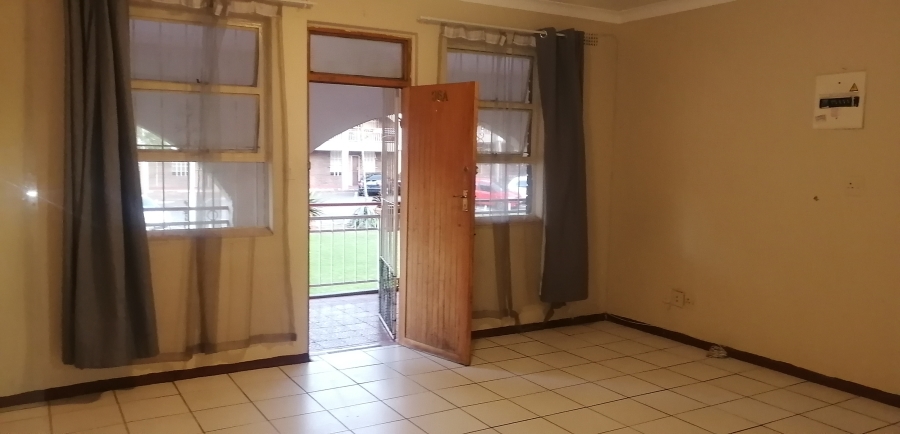 To Let 2 Bedroom Property for Rent in Albertville Gauteng