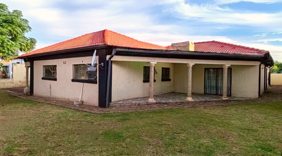 4 Bedroom Property for Sale in Vanderbijlpark SE 4 Gauteng