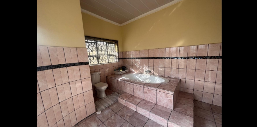 4 Bedroom Property for Sale in Vanderbijlpark SE 4 Gauteng